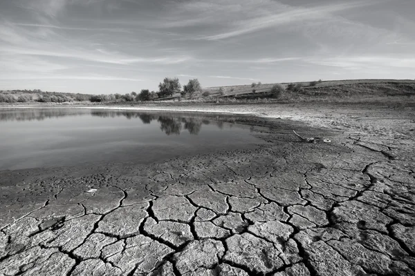 Asciughi un lago — Foto Stock