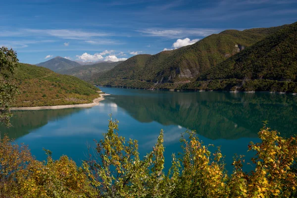 Zhinvali Reservoir on Araghvi river near Ananuri - Georgia — Stock Photo, Image