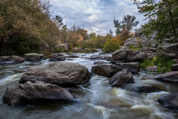 Mountain stream _ autumn scene — Stock Photo, Image