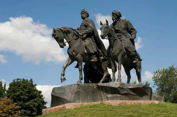 Zhovti Vody Das Denkmal Für Die Helden Des Befreiungskrieges Blauer — Stockfoto