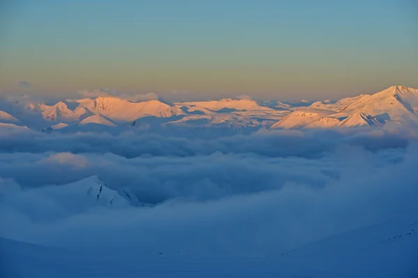 高山の日の出 — ストック写真