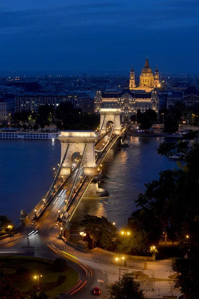 Kettenbrücke - budapest — Stockfoto