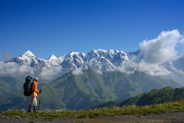 Mountain walking in summer — Stock Photo, Image