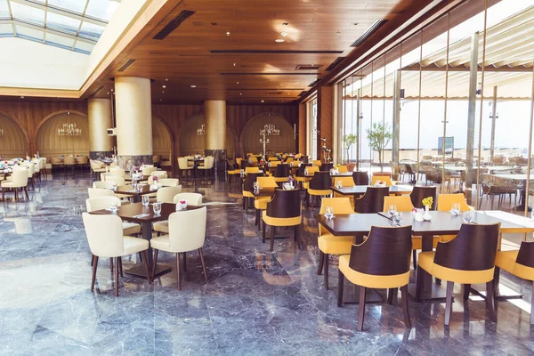 Bodrum Turquía 2019 Julio Restaurante Interior Lujo Con Mesas Sillas —  Fotos de Stock