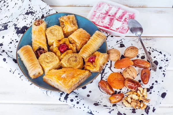 Dessert Traditionnel Turc Baklava Aux Noix Turkish Delight — Photo