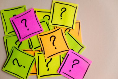 Yapışkan notlardaki soru işareti