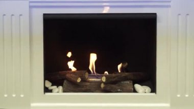 Şömine ile seramik günlükleri