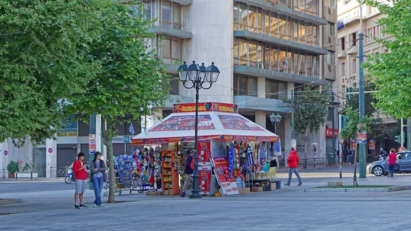 Atenas Grécia Maio 2015 Quiosque Para Lembranças Bilhetes Turísticos Cidade — Fotografia de Stock