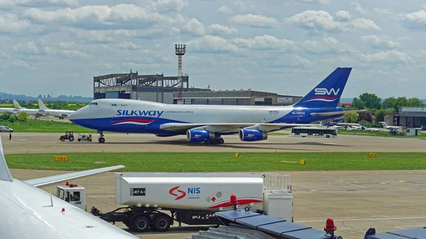 Belgrad Serbia Maj 2015 Jedwabny Azerbejdżański Samolot Jumbojet Boeing 747 — Zdjęcie stockowe