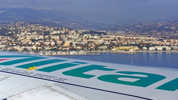 Nice France Січня 2016 Alitalia Airplane Wing Air Mediterranean Sea — стокове фото