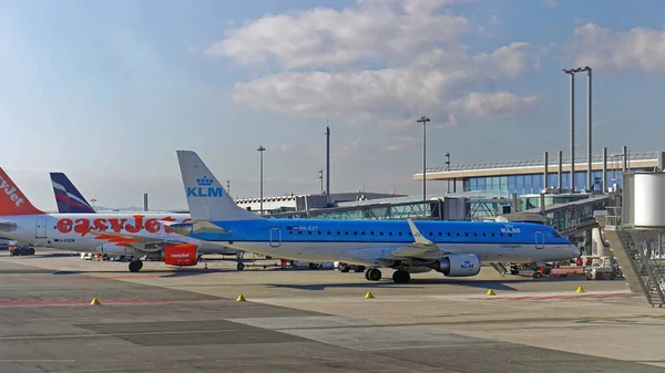 Nice França Janeiro 2016 Avião Klm Estacionado Aeroporto Nice — Fotografia de Stock