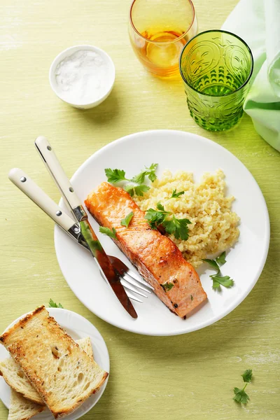 Roasted steak salmon and bulgur — Stock Photo, Image