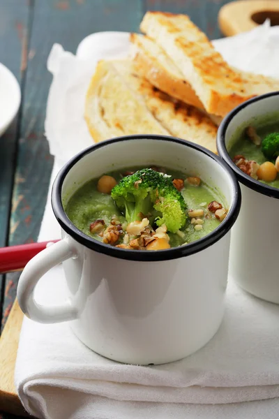Green puree soup — Stock Photo, Image