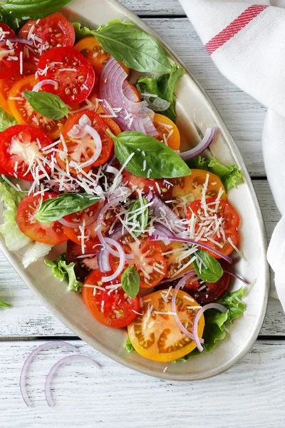 Salada de tomate de verão — Fotografia de Stock