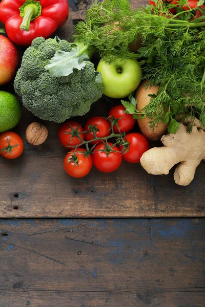 Verduras frescas a bordo — Foto de Stock