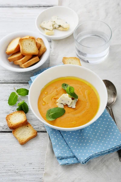 Pumpkin and carrot soup with cream — Stock Photo, Image