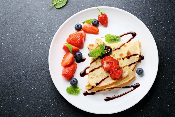 Pannenkoek met chocolade — Stockfoto