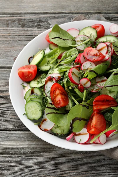 健康的生活方式蔬菜沙拉 — 图库照片
