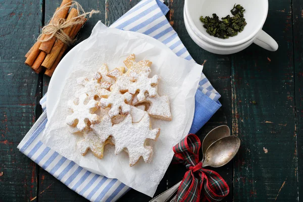 クリスマス クッキー プレートのトップ ビュー — ストック写真