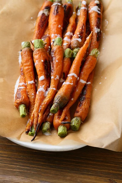 Geroosterde wortels met glazuur — Stockfoto