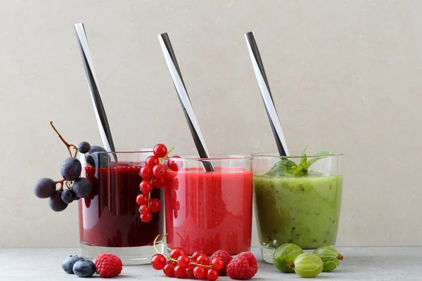 Verse voeding smoothie in glas — Stockfoto