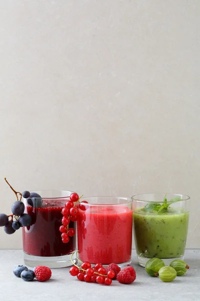 Fresh fruits smoothie in glass. — Stock Photo, Image