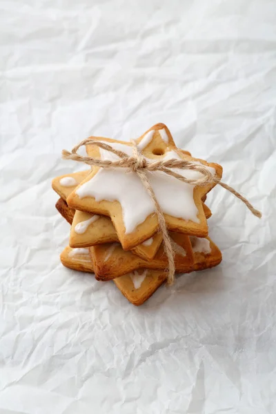 Pila di pan di zenzero biscotti di stella di Natale — Foto Stock