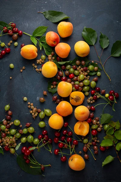 Concept Van Zomer Rijke Oogst Fruit Bessen Uitzicht Overhead — Stockfoto