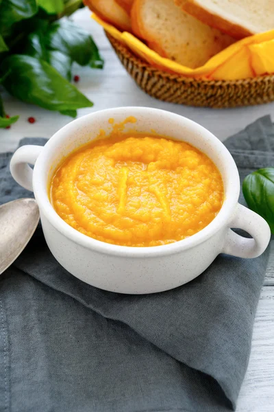 Pumpkin puree soup in a bowl — Stock Image Pumpkin puree soup in a bowl Stock Image