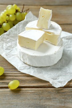 kareler kesin camembert peyniri