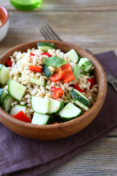 Pearl barley salad with fresh vegetables — Stock Photo, Image