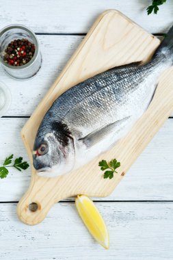 maydanoz ile ham dorade