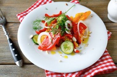 salatalık salatası