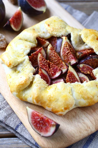 Delicious Galette with figs on a cutting board — Stock Photo, Image