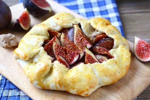 Galette with figs — Stock Photo, Image