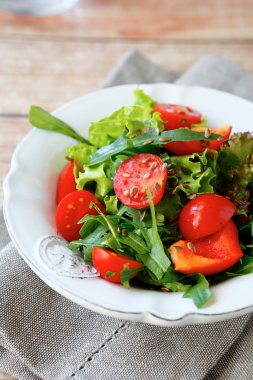 Taze domates ve Roka Salatası