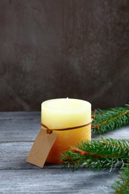 Noel mum çam şube kurulları ile