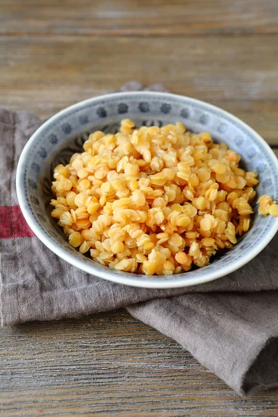 Deliziose lenticchie sul piatto — Foto Stock