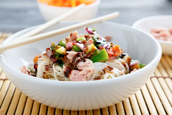 Chinese noodles in a bowl — Stock Photo, Image