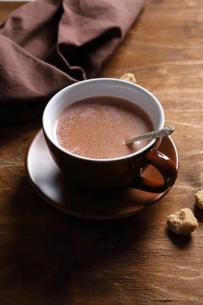 Вкусное какао в чашке — стоковое фото