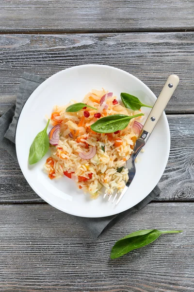 Arroz saboroso com legumes — Fotografia de Stock