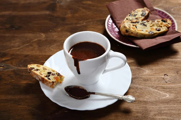 Chocolate caliente con biscotti — Foto de Stock