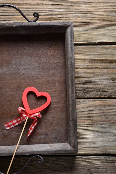 Decorare pentru Ziua Îndrăgostiților pe o tavă — Fotografie, imagine de stoc