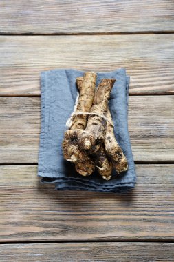 Horseradish peçeteye kök