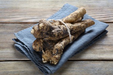 Taze horseradish kök