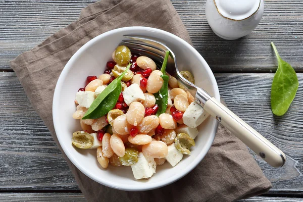 Fagioli con una granata e spinaci — Foto Stock