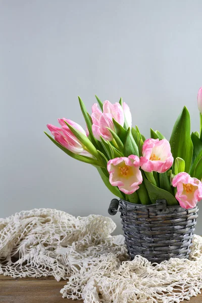 Strauß rosa Tulpen — Stockfoto