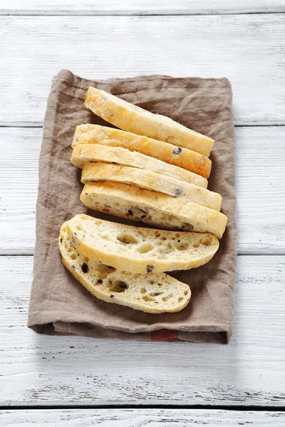 Brood, Italiaanse ciabatta op een servet — Stockfoto