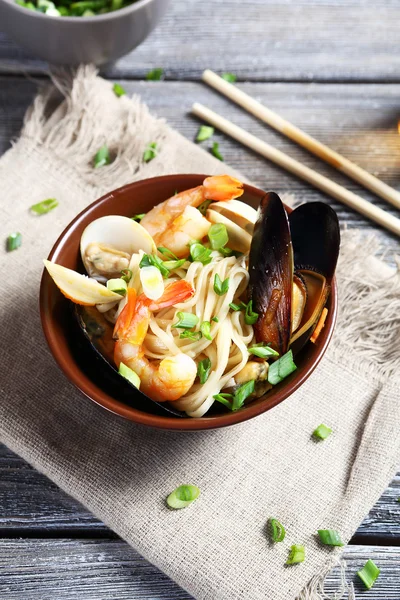 Tasty noodles with seafood — Stock Photo, Image