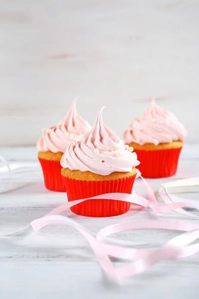 Muffins auf dem Tisch — Stockfoto